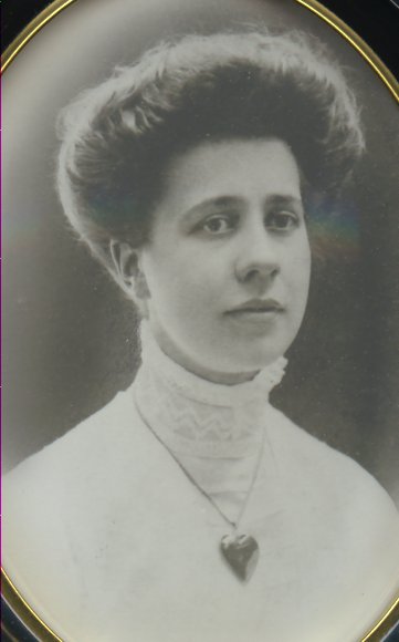 Alma Elisabeth  Cederblom 1882-1926